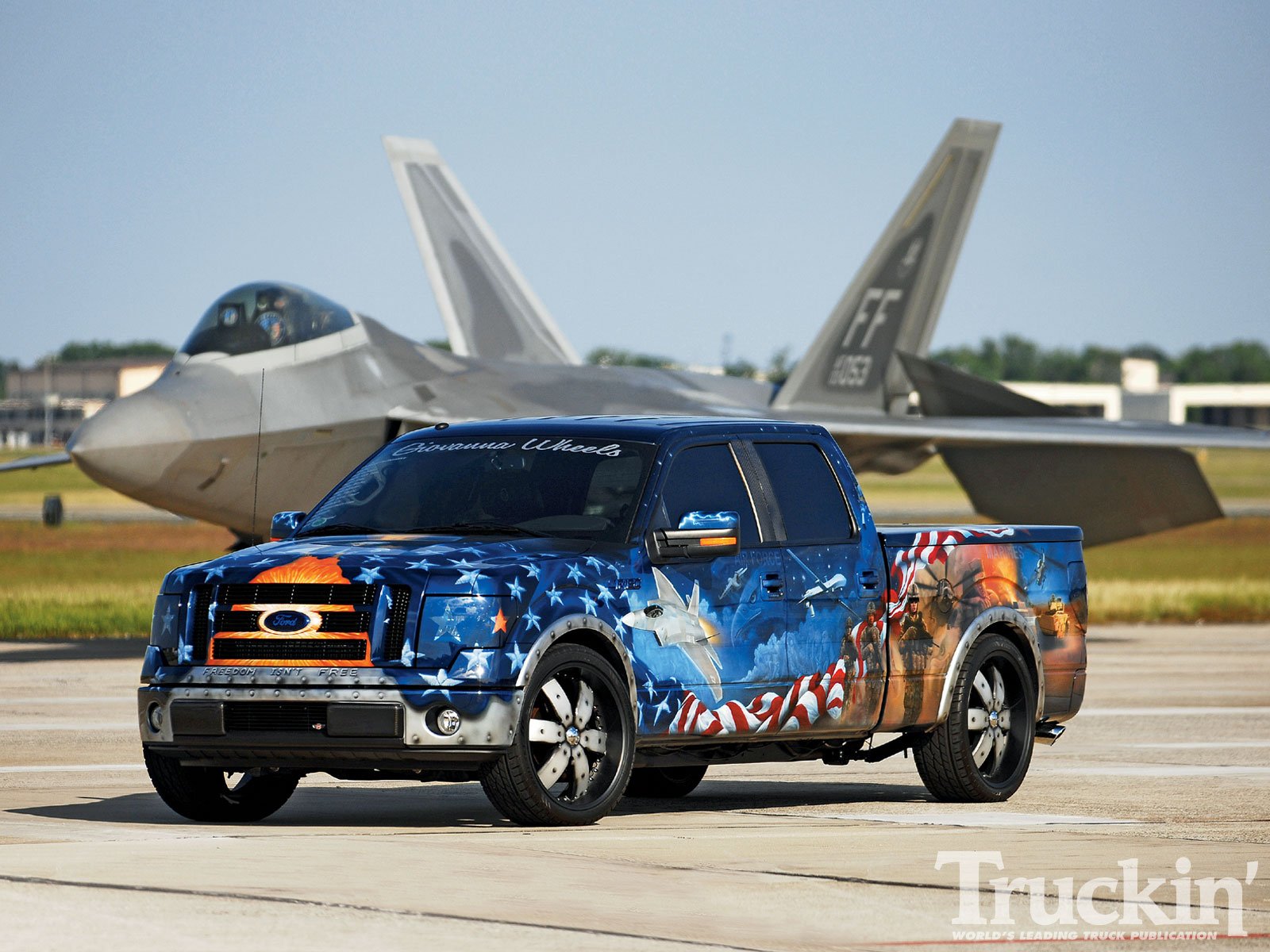 Download Vehicle Ford F-150 Wallpaper