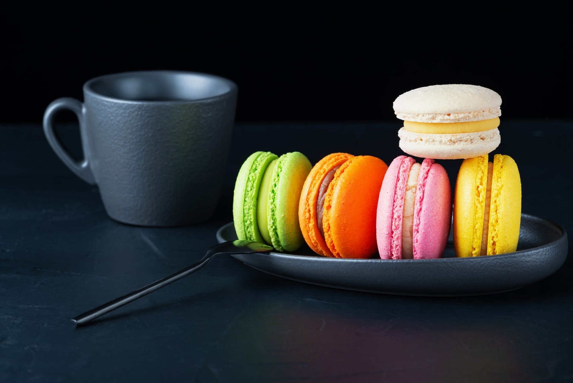 Download Food Macaron HD Wallpaper