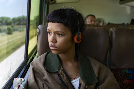  Taylor Russell