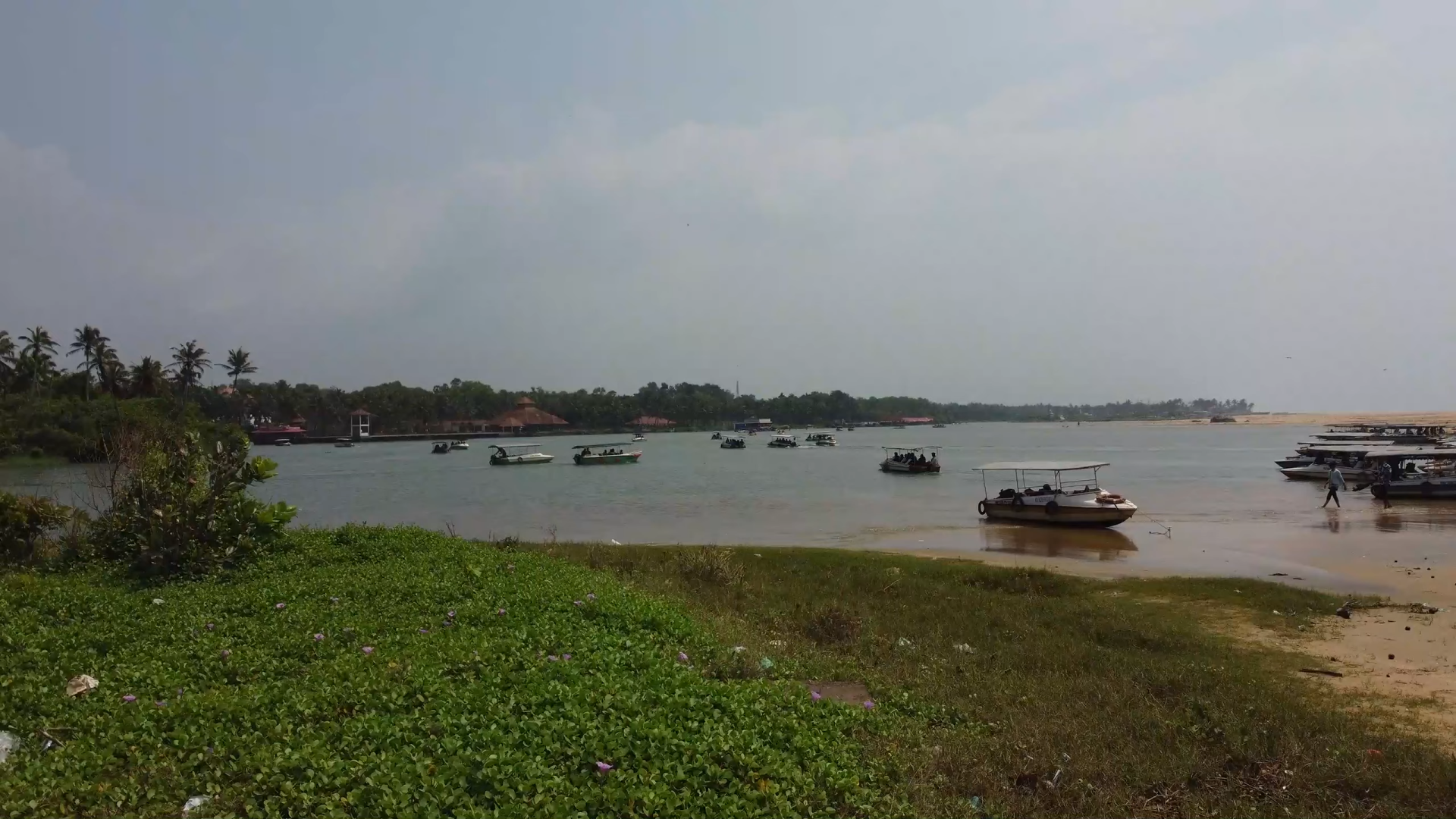 Trivandrum Backwaters by jethiya