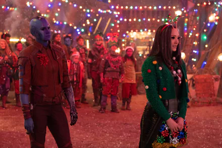  Karen Gillan as Nebula and Pom Klementieff as Mantis