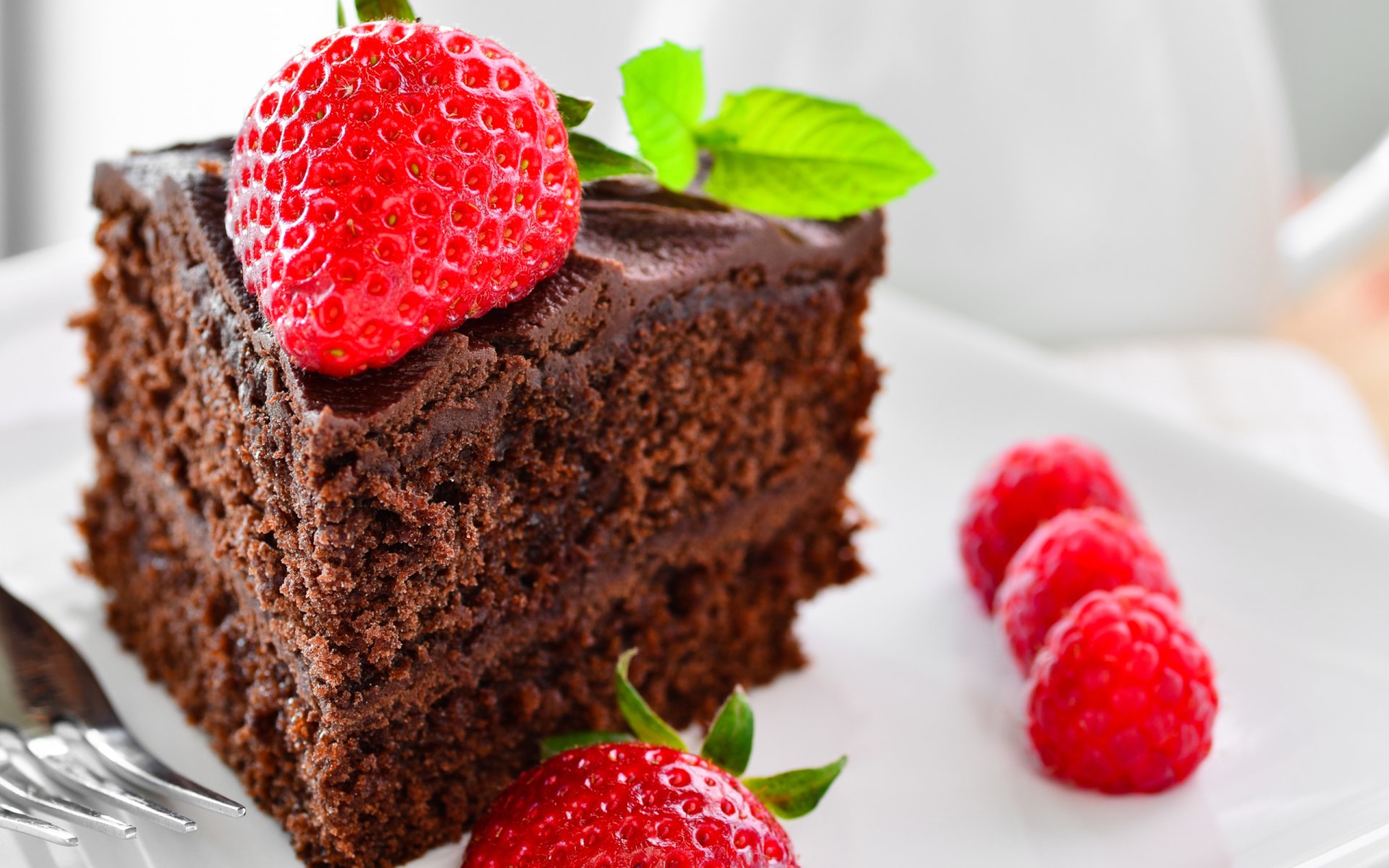Download Raspberry Strawberry Berry Chocolate Dessert Food Cake HD Wallpaper