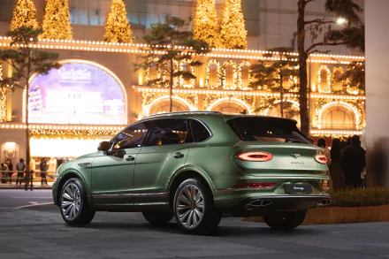  Bentley Bentayga V8