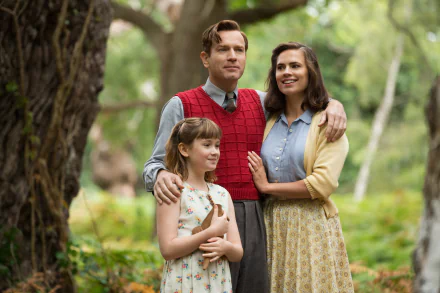 Hayley Atwell Ewan McGregor movie Christopher Robin HD Desktop Wallpaper | Background Image