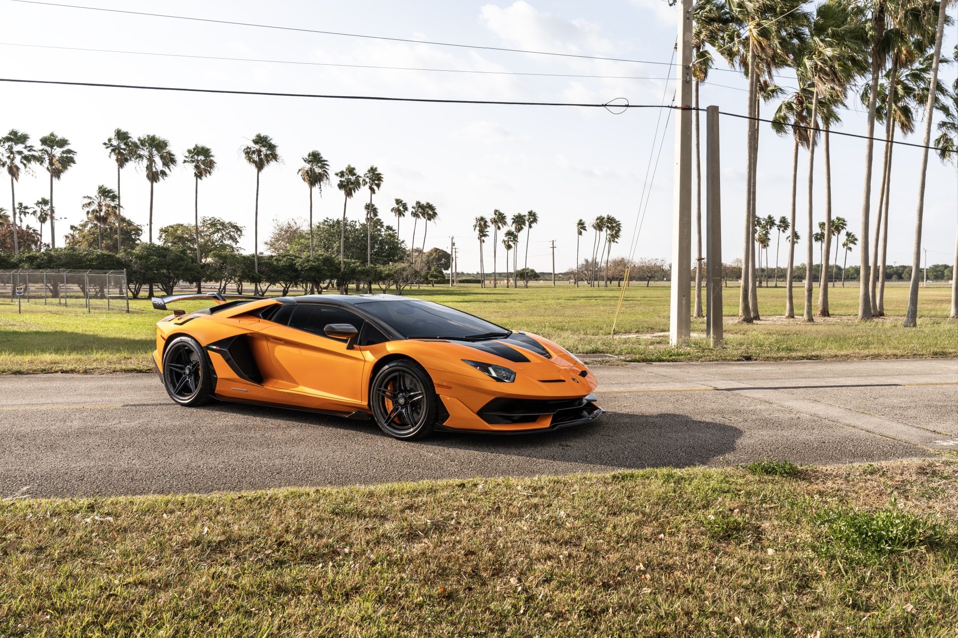 Download Vehicle Lamborghini Aventador SVJ 8k Ultra HD Wallpaper