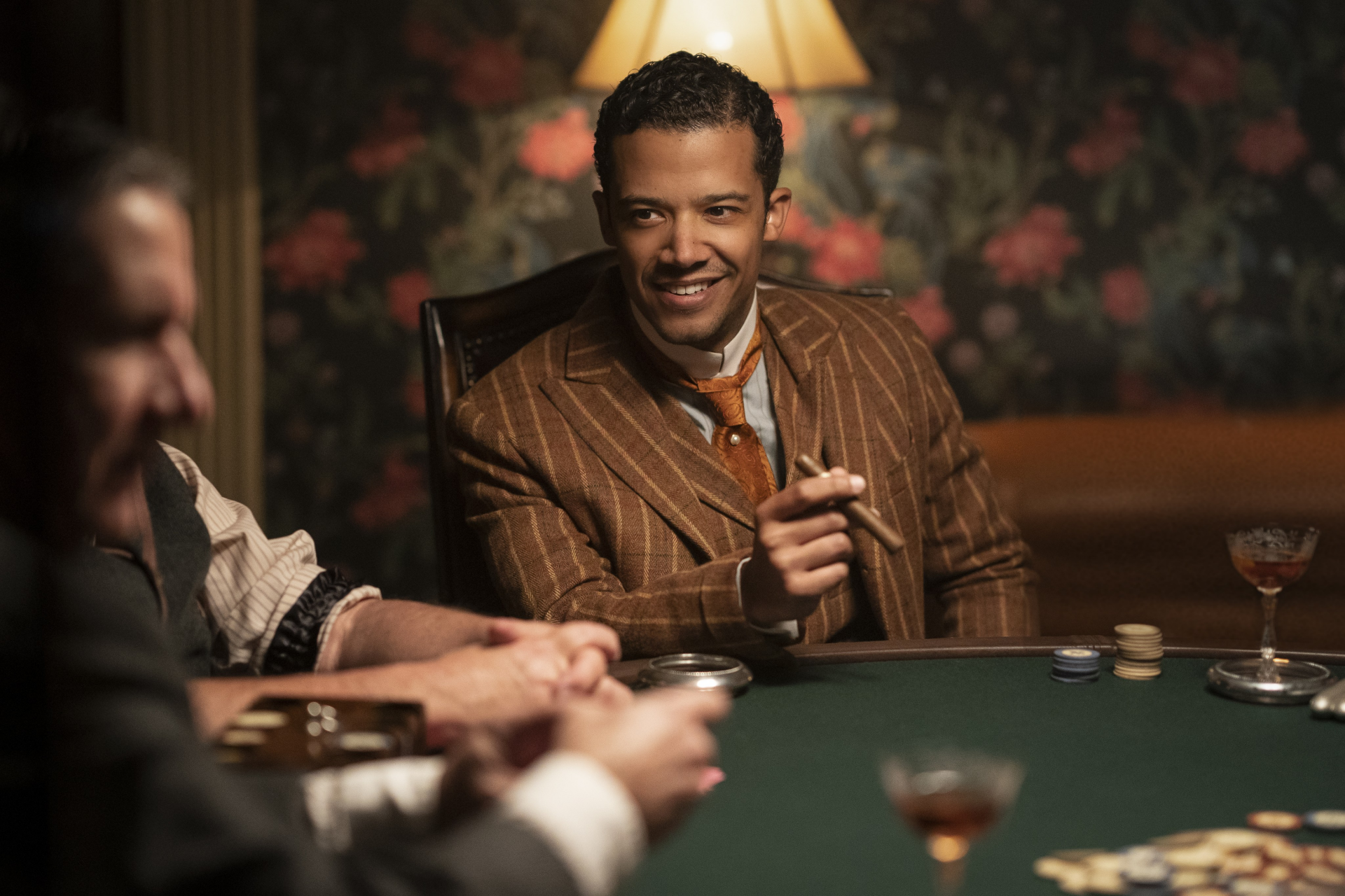 Download Jacob Anderson Louis De Pointe Du Lac TV Show Interview With The Vampire 4k Ultra HD Wallpaper