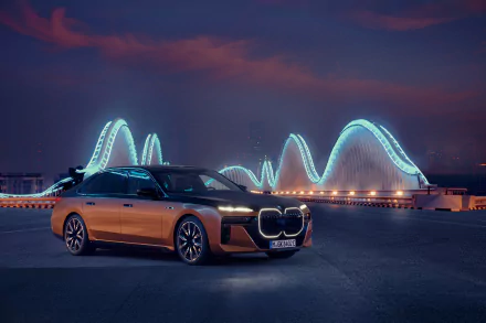 vehicle BMW i7 xDrive60 HD Desktop Wallpaper | Background Image