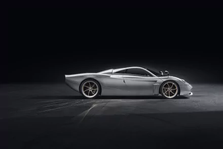  Pagani Huayra Codalunga