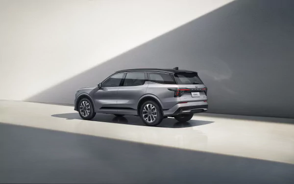  Ford Edge L Titanium
