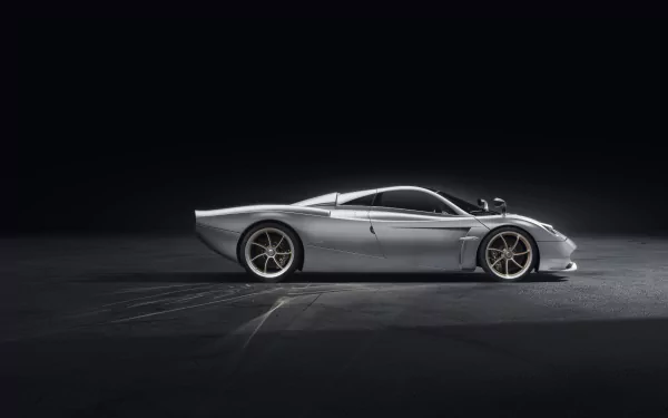  Pagani Huayra Codalunga