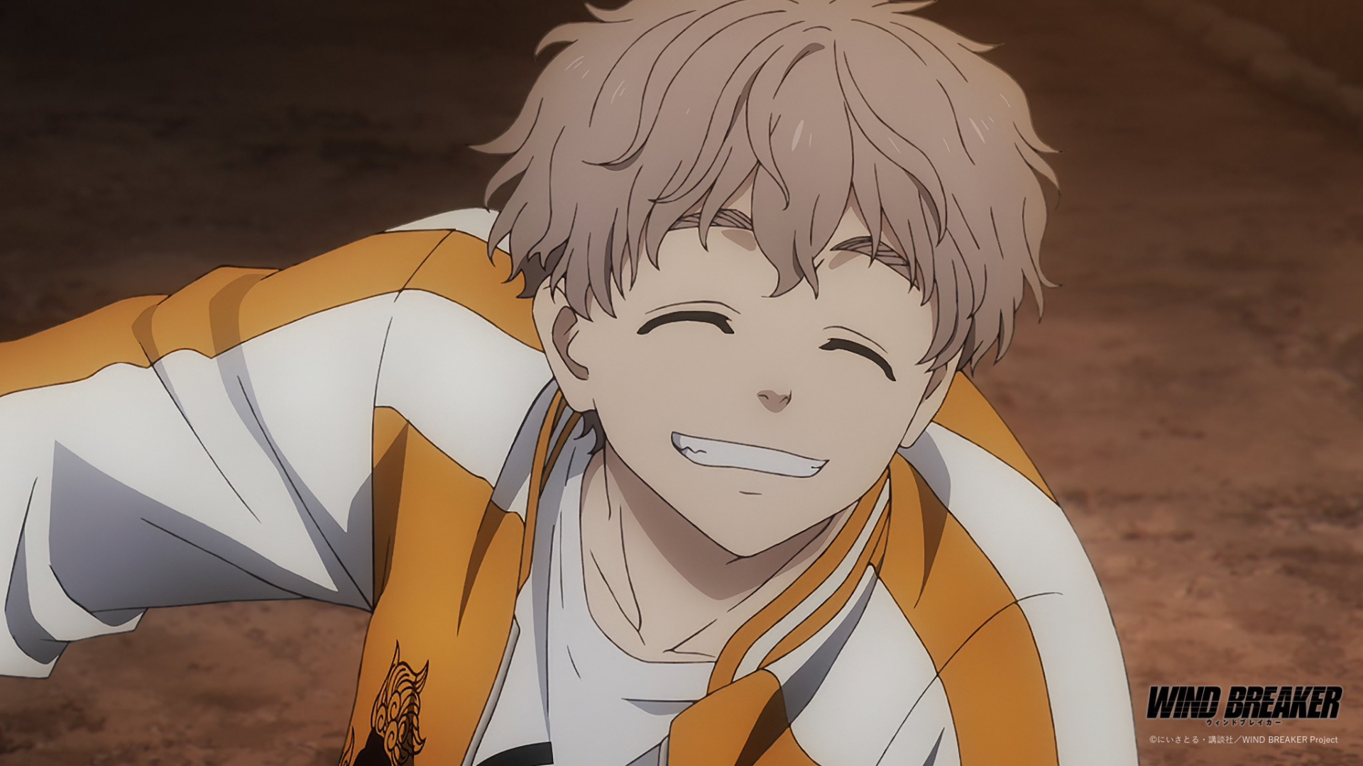 HD desktop wallpaper of Choji Tomiyama from the anime Wind Breaker, featuring him with a wide smile, wearing an orange and white jacket.