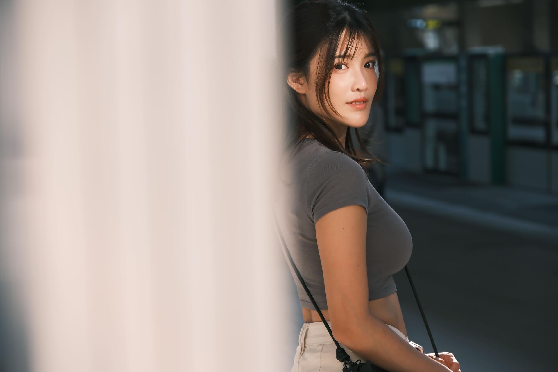 Download Asian Woman 8k Ultra HD Wallpaper