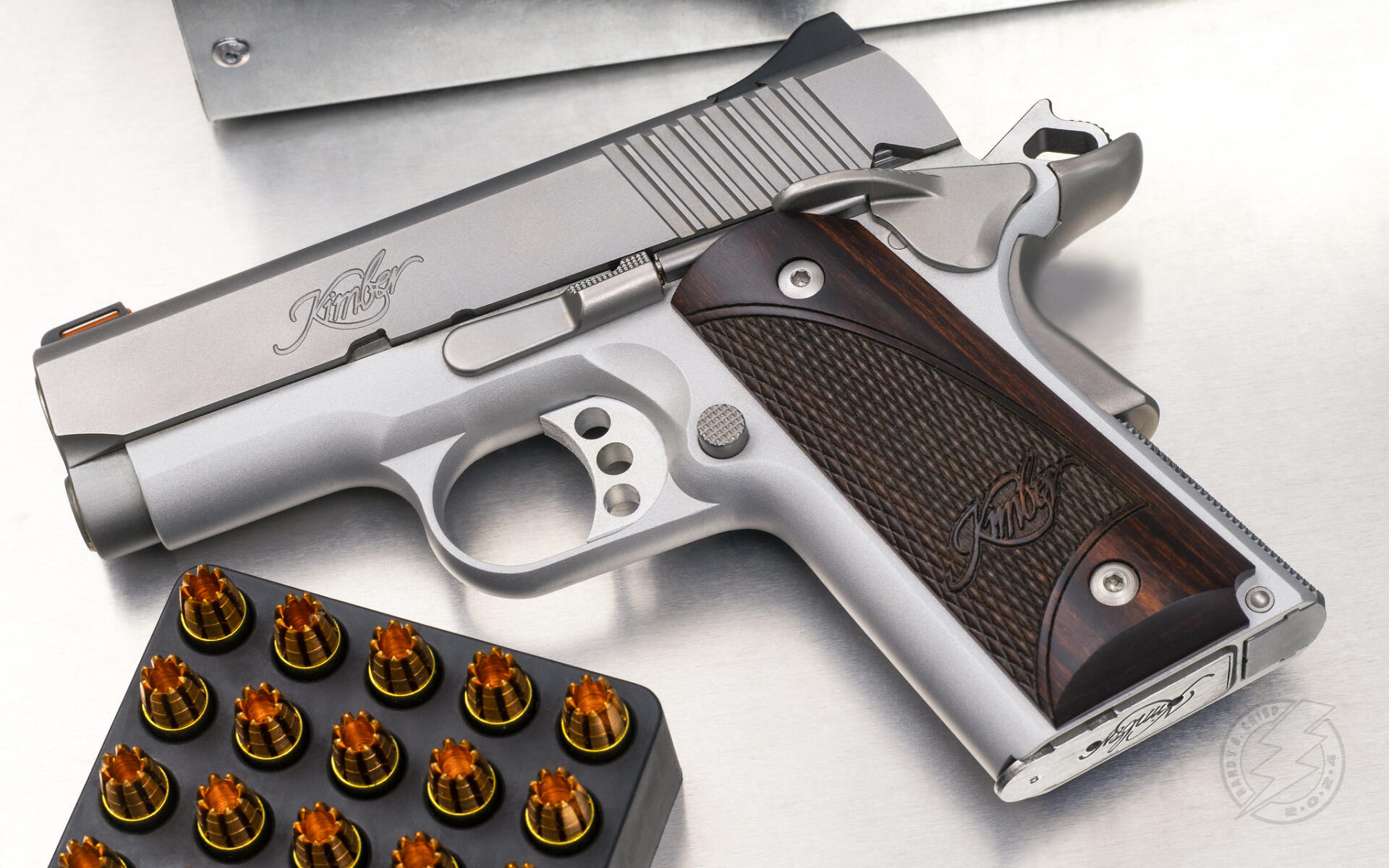 Download Gun HD Wallpaper