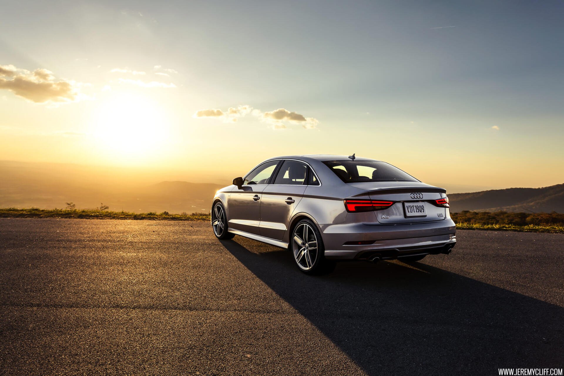 Download Car Audi HD Wallpaper