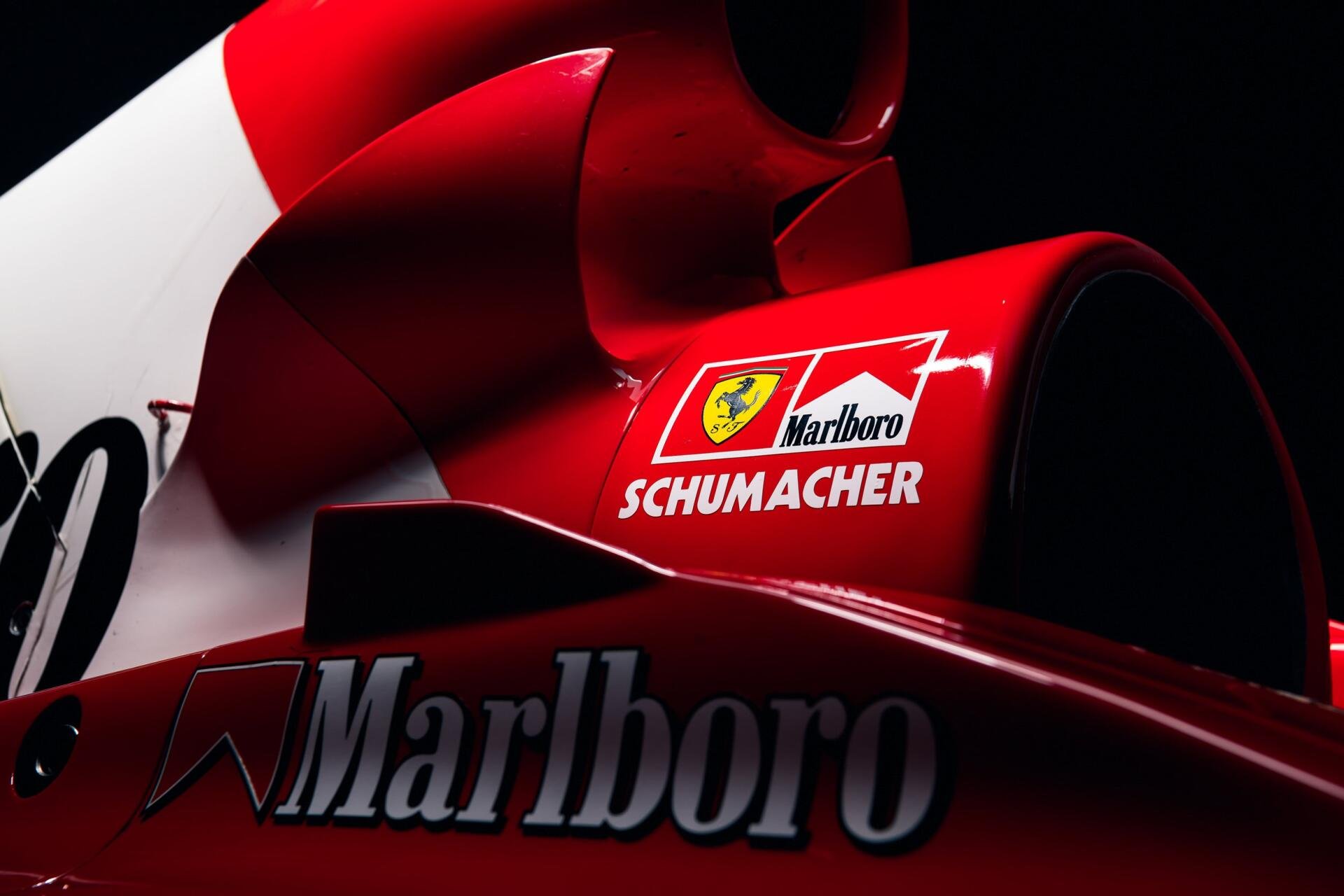 Download F1 HD Wallpaper