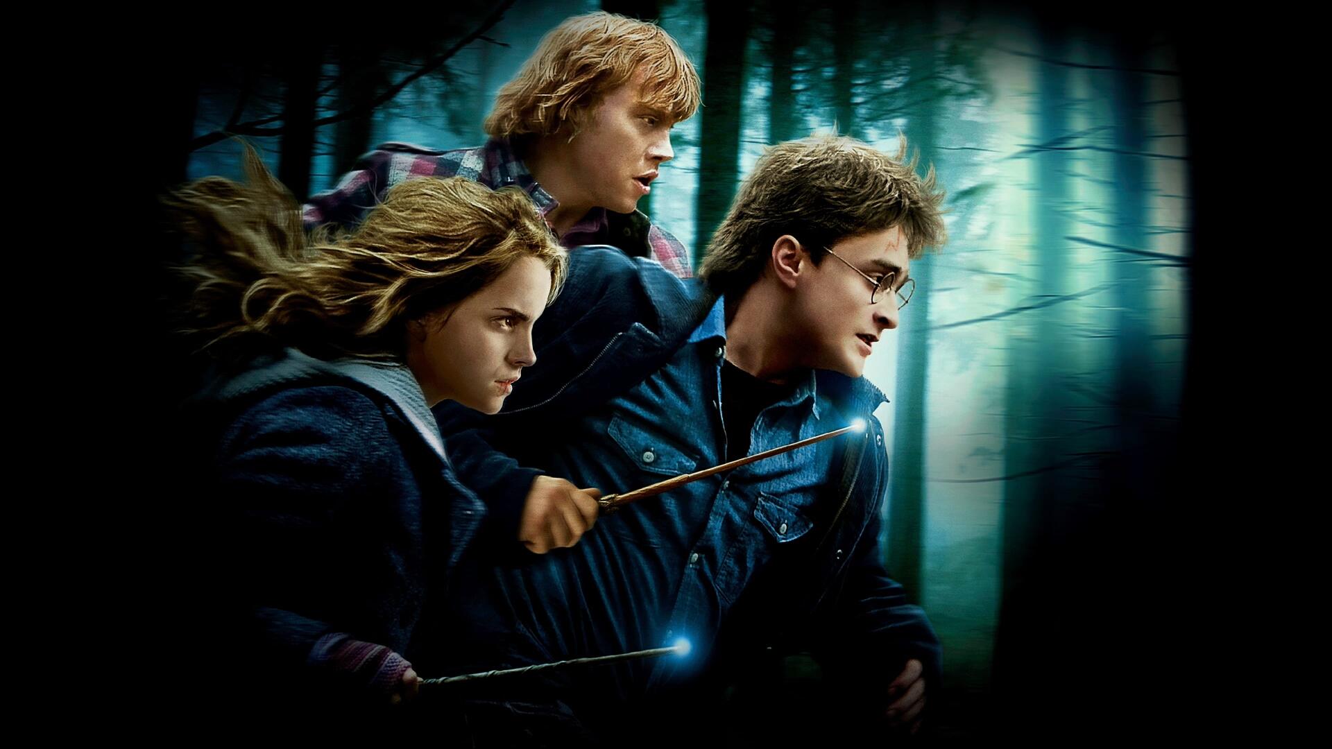 4K Ultra HD PC desktop wallpaper of three young wizards from Harry Potter and the Deathly Hallows: Part 1 racing through a dark forest, wands raised.