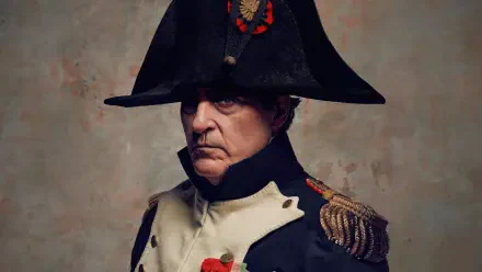 4K Ultra HD PC desktop wallpaper: stern portrait of a Napoleonic-era officer in a bicorne hat and decorated uniform, dramatic lighting on a muted textured background.