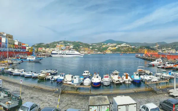 city port ship HD Desktop Wallpaper | Background Image