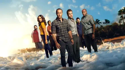 Hawaii Five-0 4K Ultra HD PC Desktop Wallpaper and Background — six characters stride through foamy surf toward the camera with palm trees and a golden sunset sky.