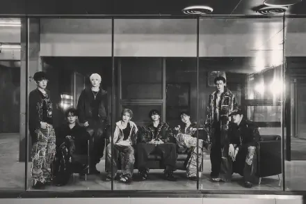 ATEEZ Golden Hour group portrait in black and white, a 4K Ultra HD PC desktop wallpaper featuring all eight band members.