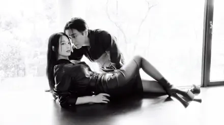 Black-and-white couple portrait of Shin Min-a and Lee Jong-Suk from The Remarried Empress, 5K Ultra HD desktop wallpaper.