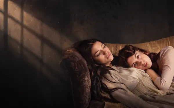 Daisy Edgar-Jones and a woman reclining together on a sofa in Sense and Sensibility, 4K Ultra HD desktop wallpaper.