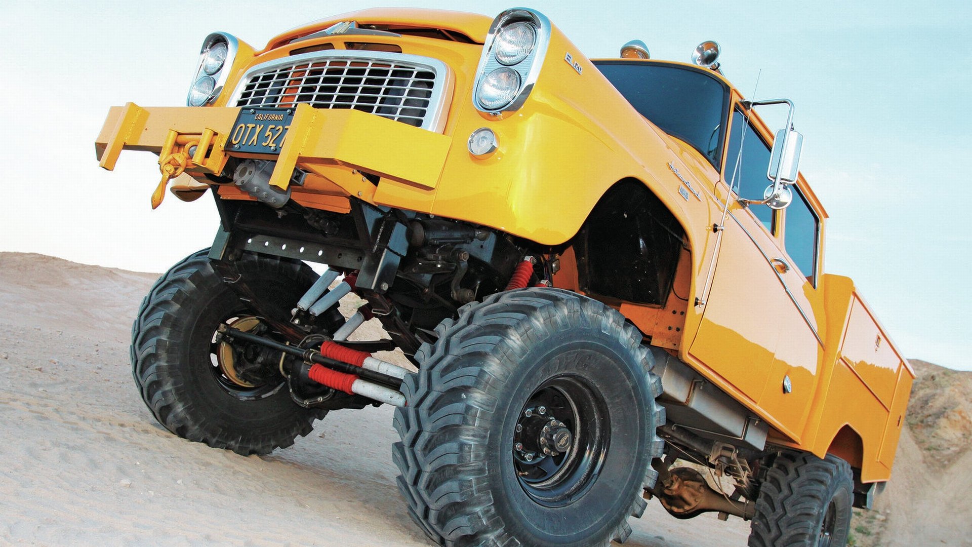 Download Vehicle International HD Wallpaper