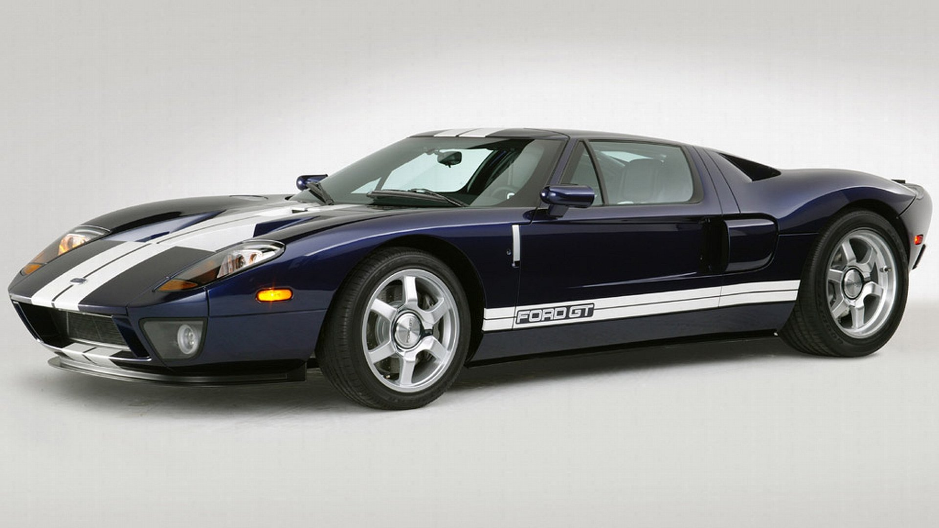 Download Vehicle Ford GT HD Wallpaper