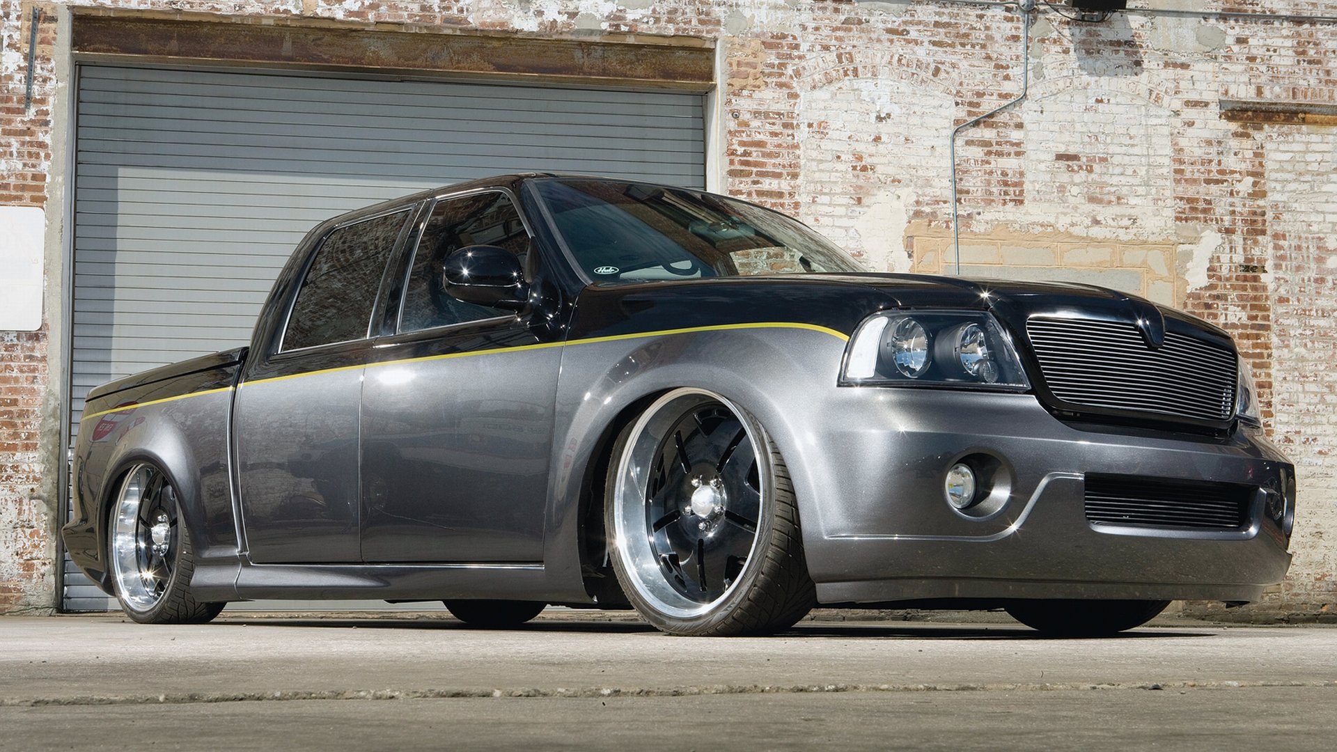 Download Vehicle Ford 4k Ultra HD Wallpaper