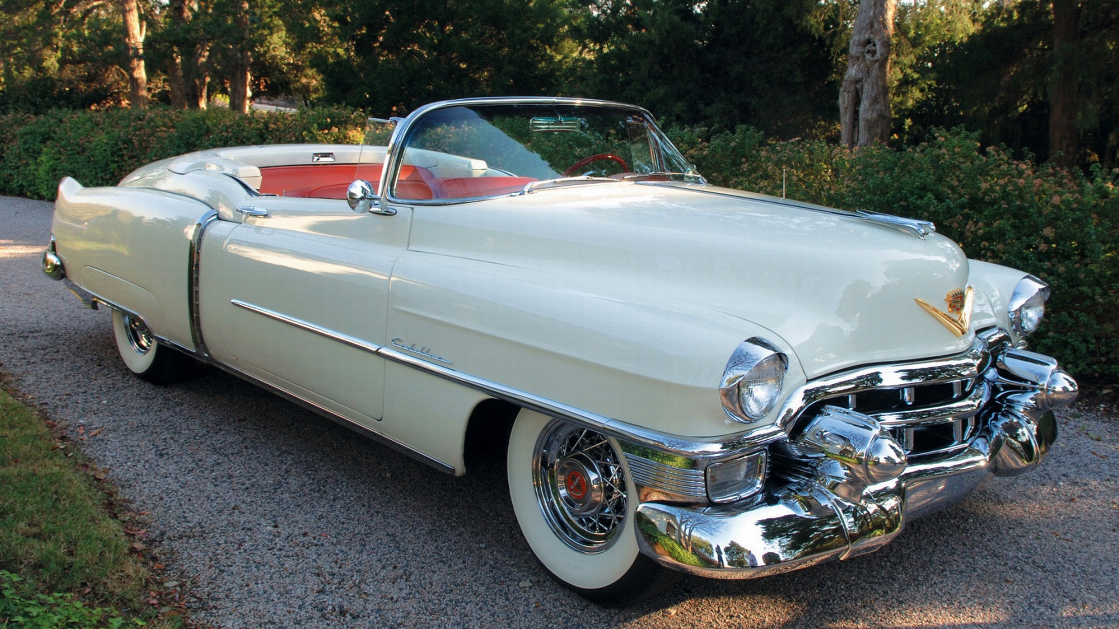 Vintage Cadillac convertible displayed in high-quality 4K ultra HD resolution.
