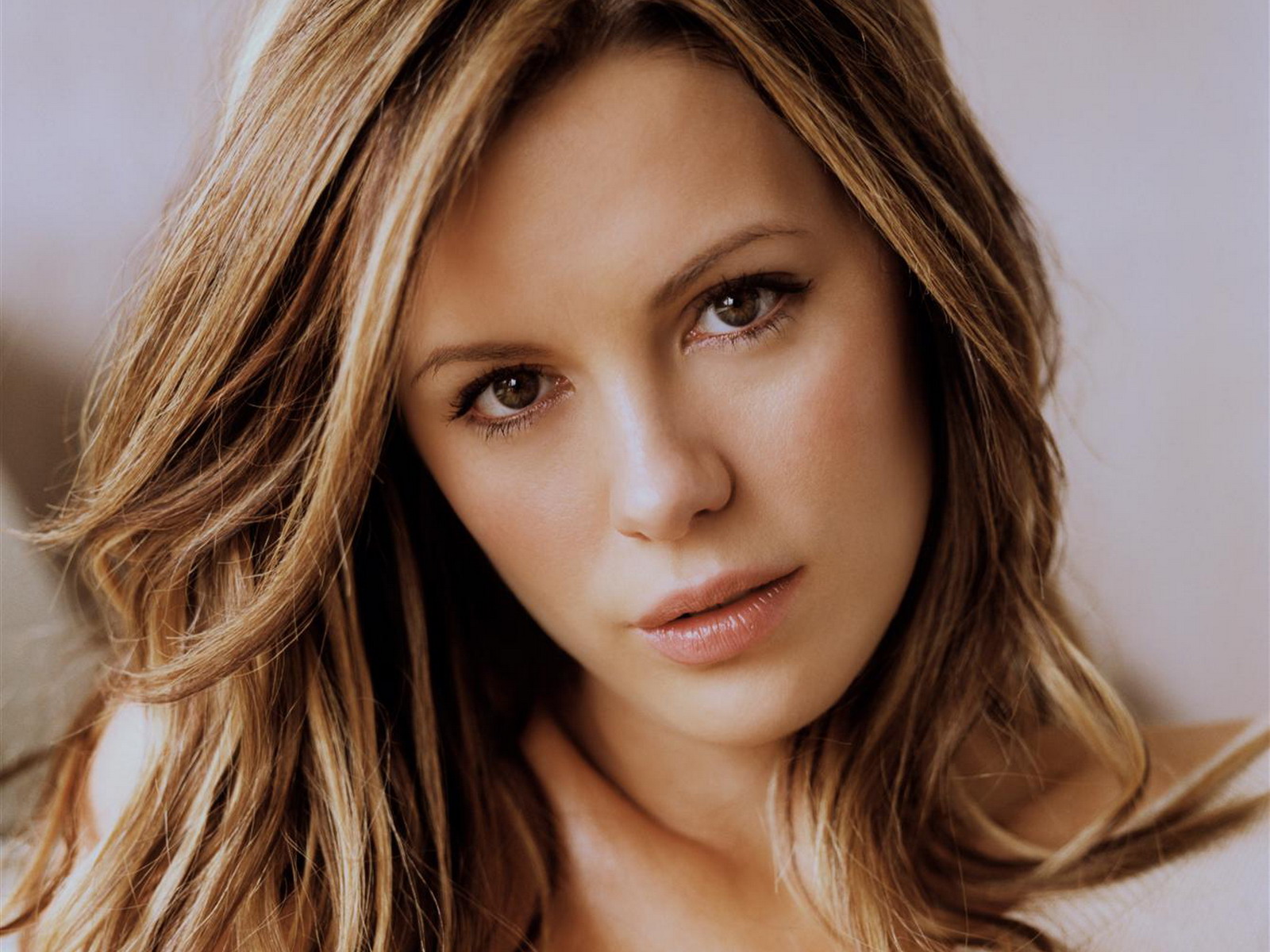 Celebrity Kate Beckinsale HD Wallpaper | Background Image
