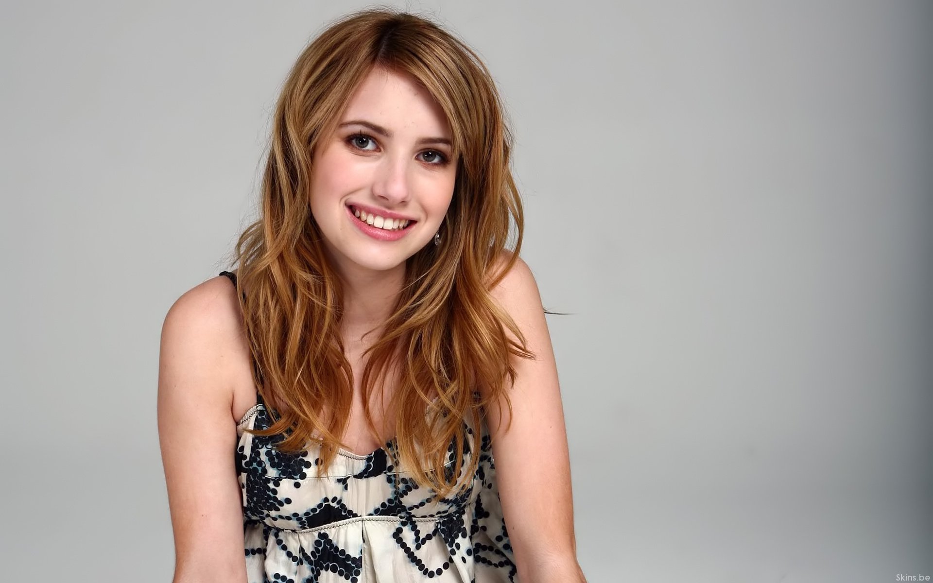 Emma Roberts Fondo De Pantalla Hd Fondo De Escritorio X