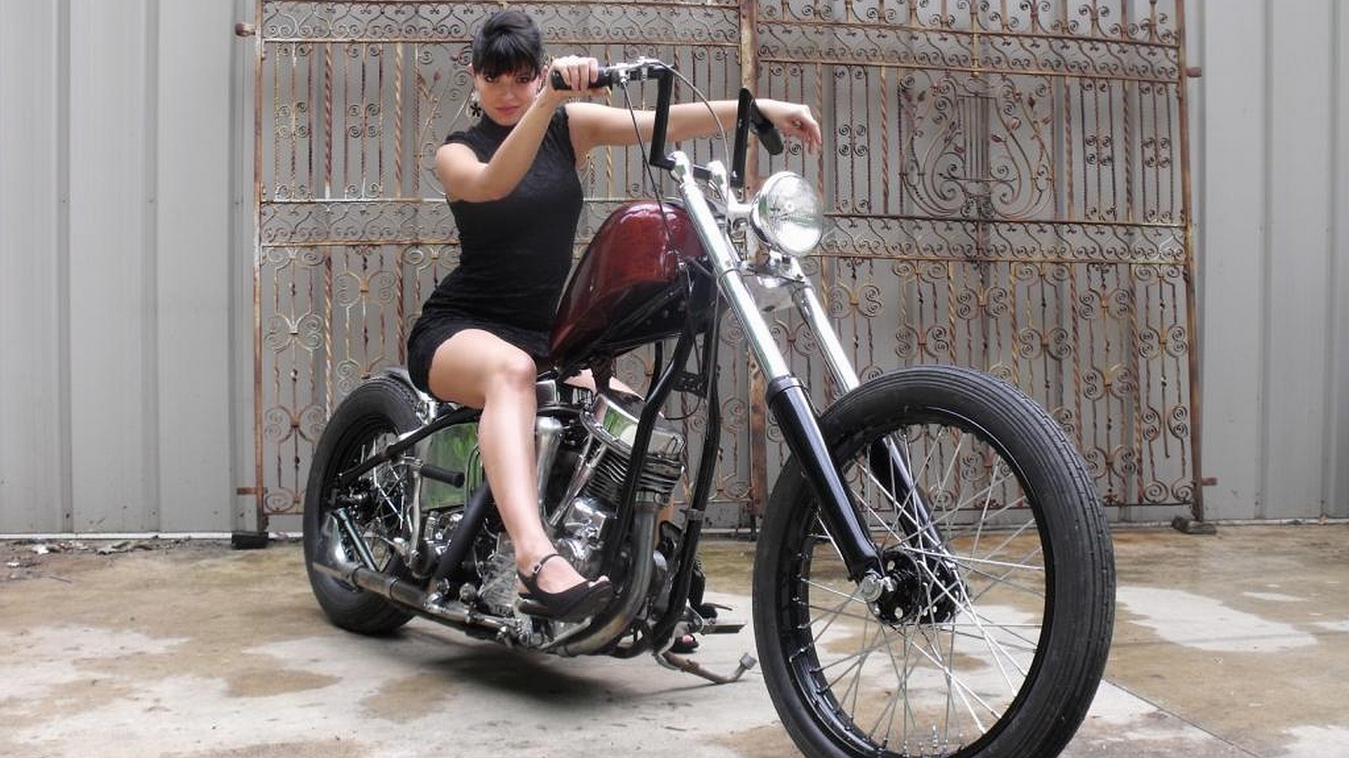Women Girls & Motorcycles HD Wallpaper | Background Image