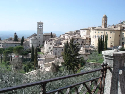  Assisi