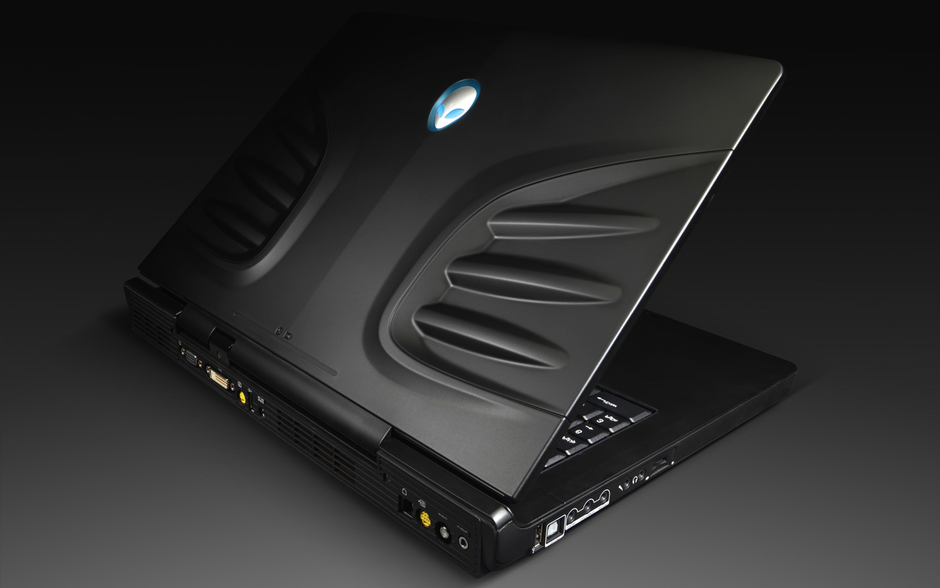 Alienware Full HD Wallpaper and Background Image | 1920x1200 | ID:179046