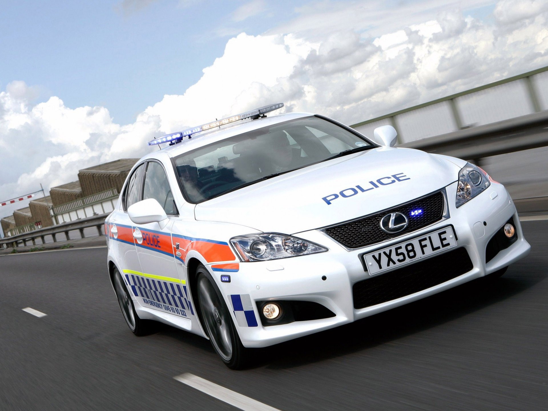 Download Vehicle Police HD Wallpaper