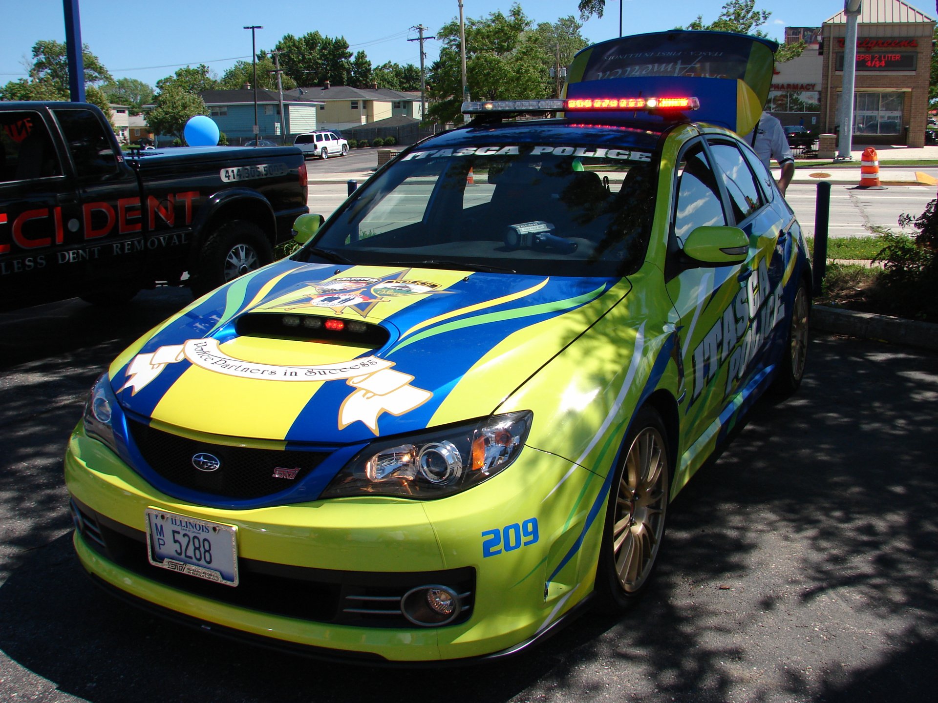 Download Vehicle Police HD Wallpaper