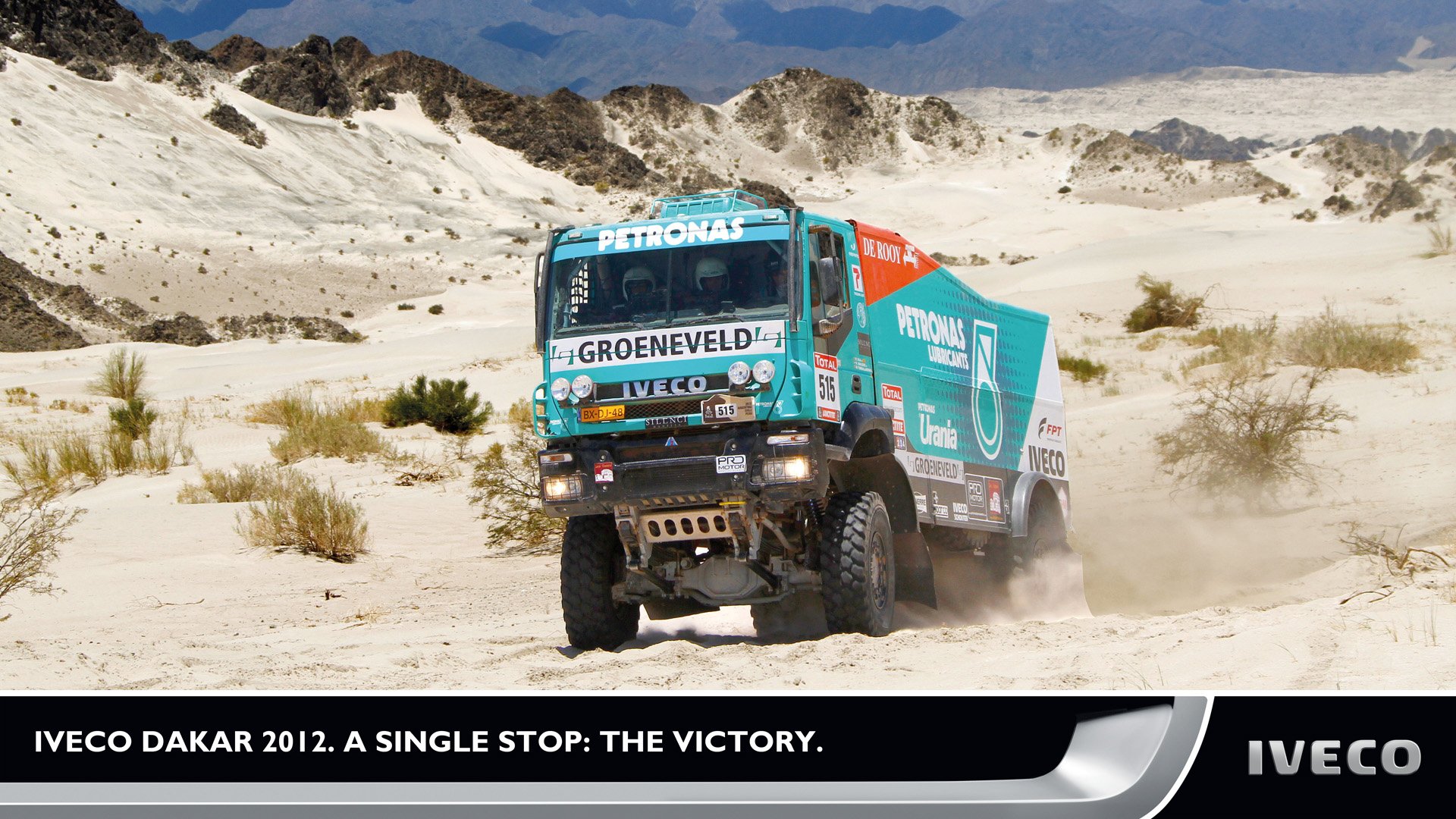 Download Dakar Vehicle Iveco HD Wallpaper