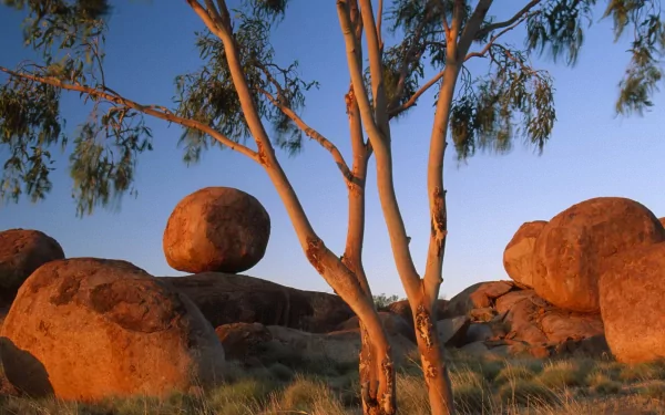  Karlu Karlu / Devils Marbles