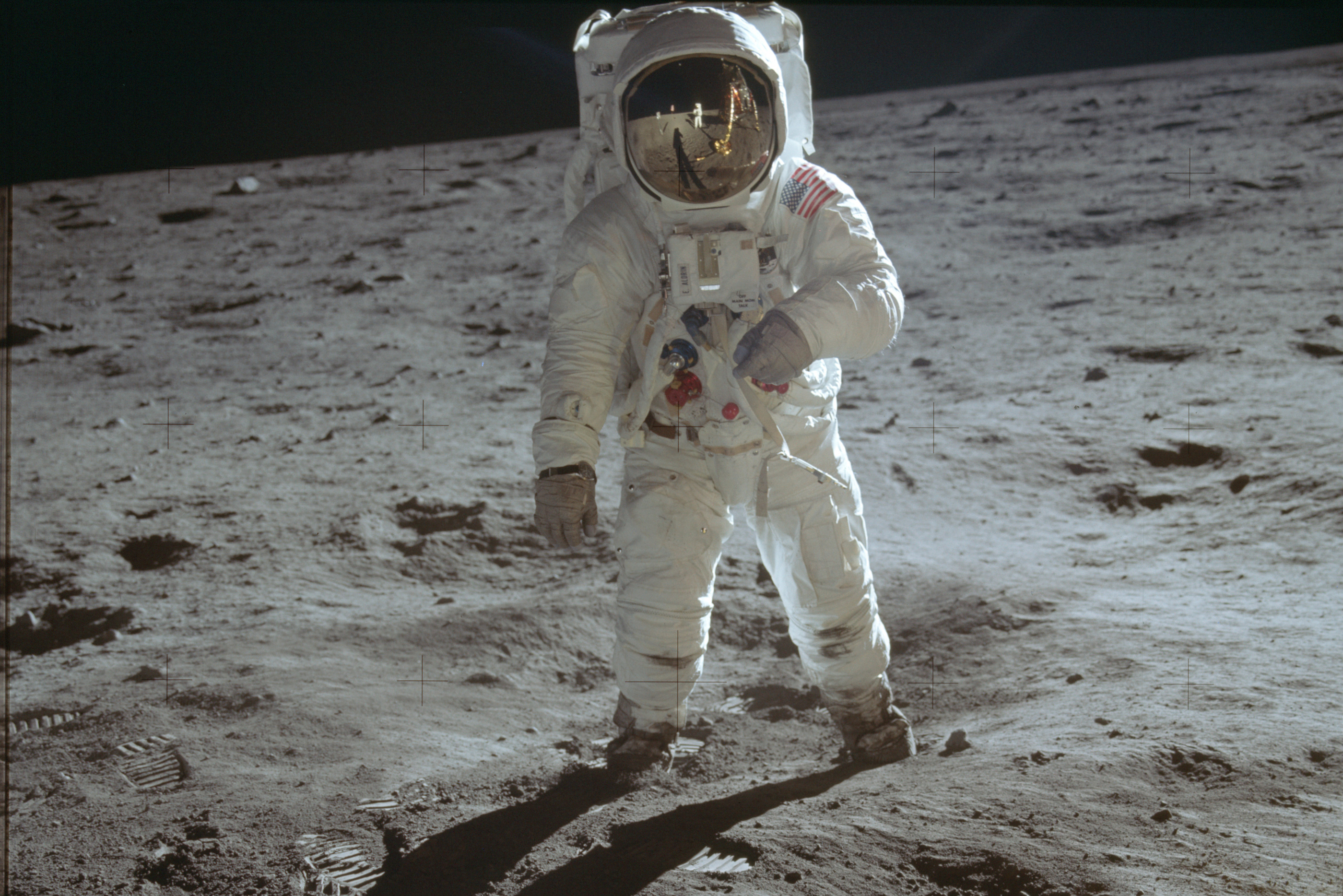 Science Fiction Astronaute Fond d'écran HD | Image