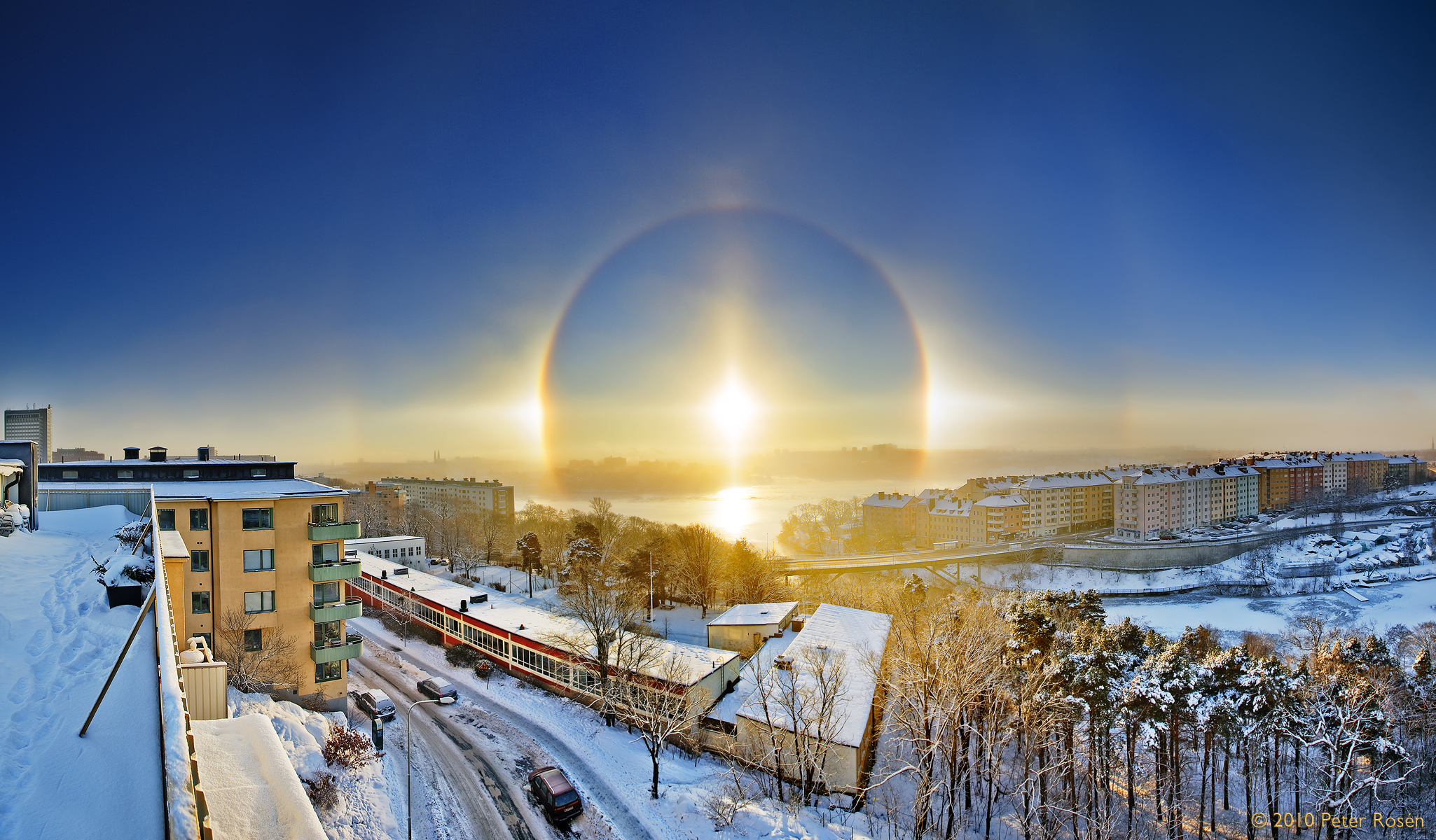 This sun halo image was taken in Stockholm, Sweden HD Wallpaper