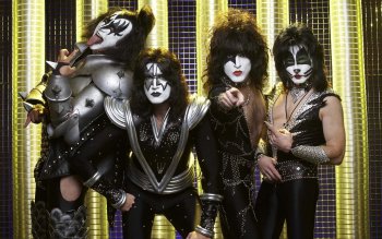 63 Kiss Hd Wallpapers Background Images Wallpaper Abyss