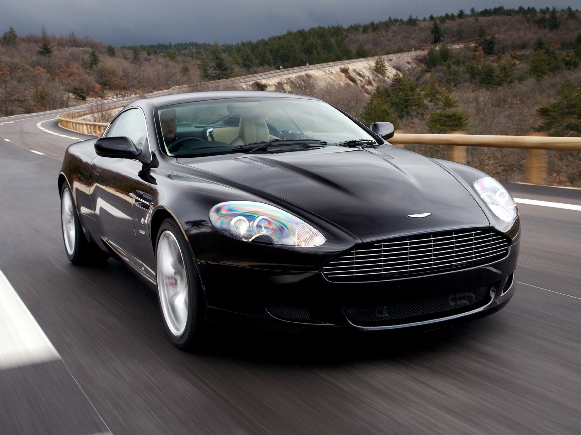 Download Vehicle Aston Martin DB9 HD Wallpaper
