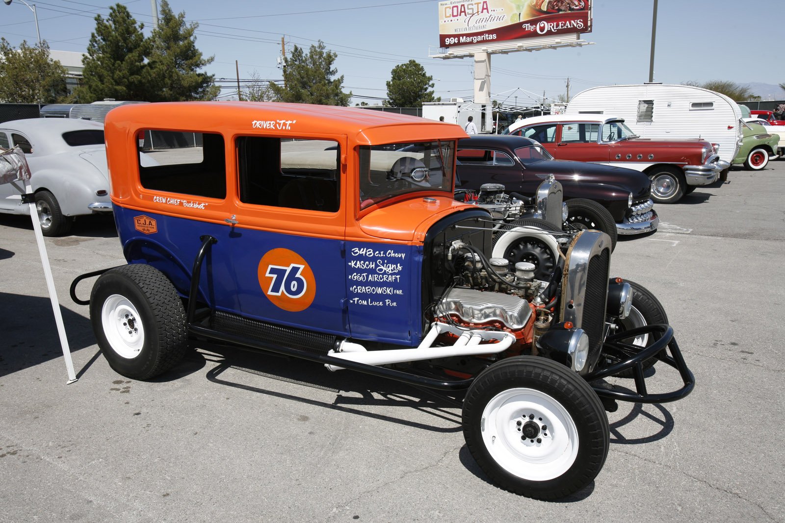 Download Vehicle Car Wallpaper