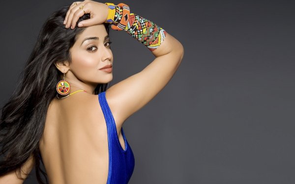 Celebrity Shriya Saran Actresses India HD Wallpaper | Background Image