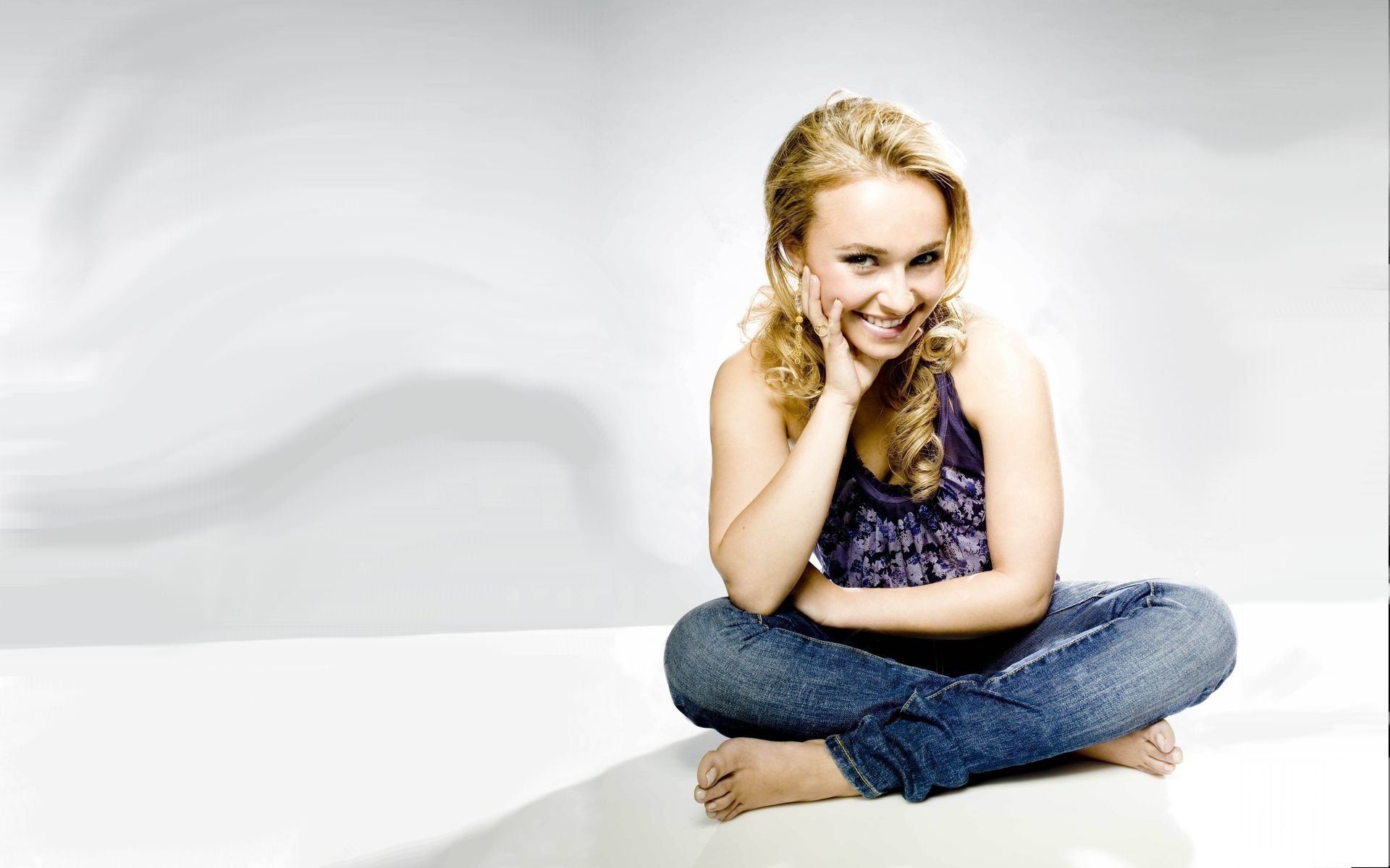 Hayden Panettiere Full Hd Wallpaper And Background 1920x1200 Id24238 5189