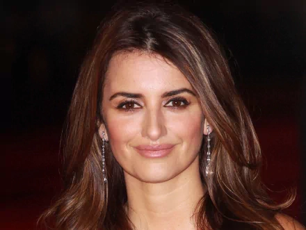 Celebrity Penelope Cruz HD Desktop Wallpaper | Background Image