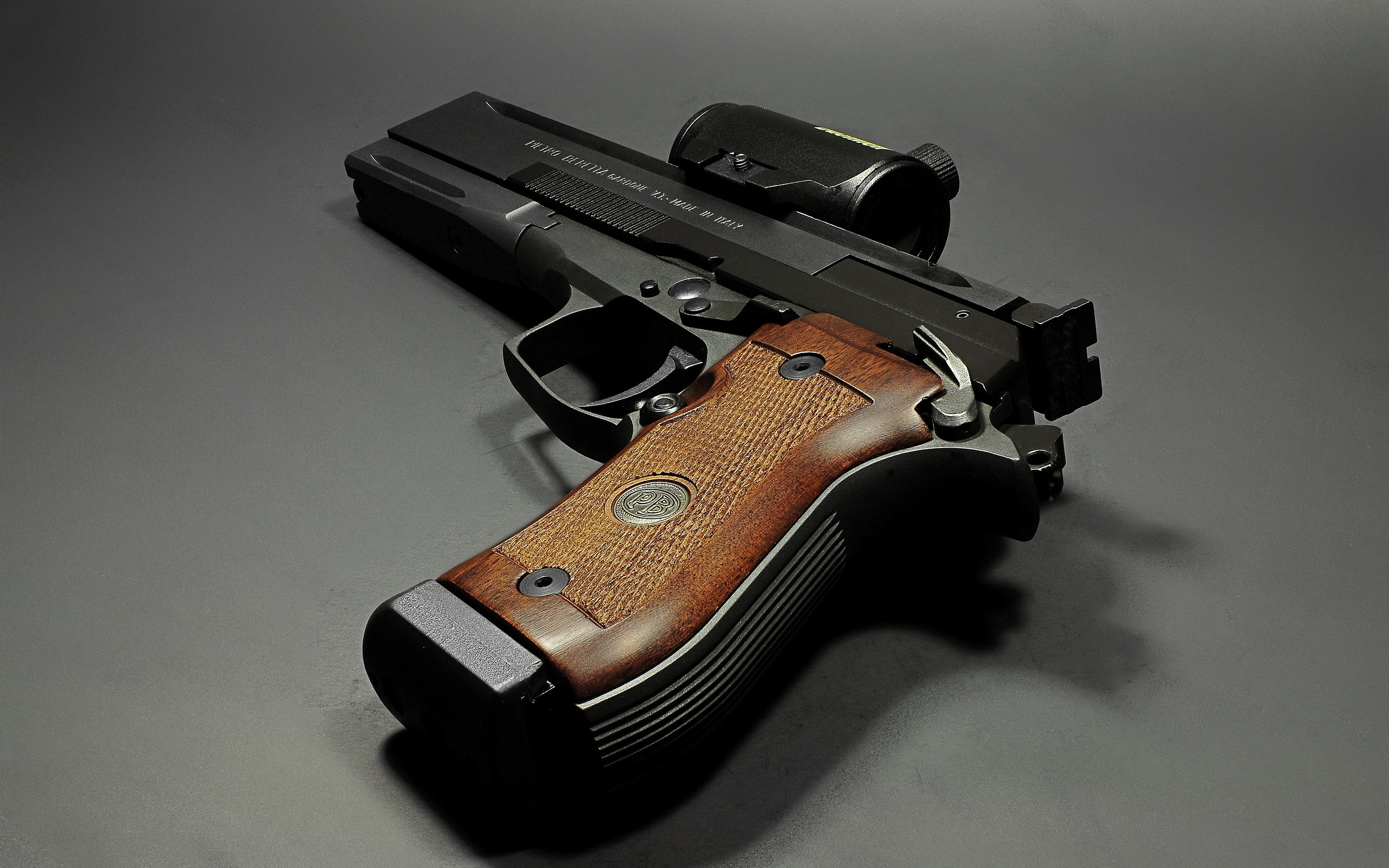 Weapons Beretta Pistol HD Wallpaper | Background Image