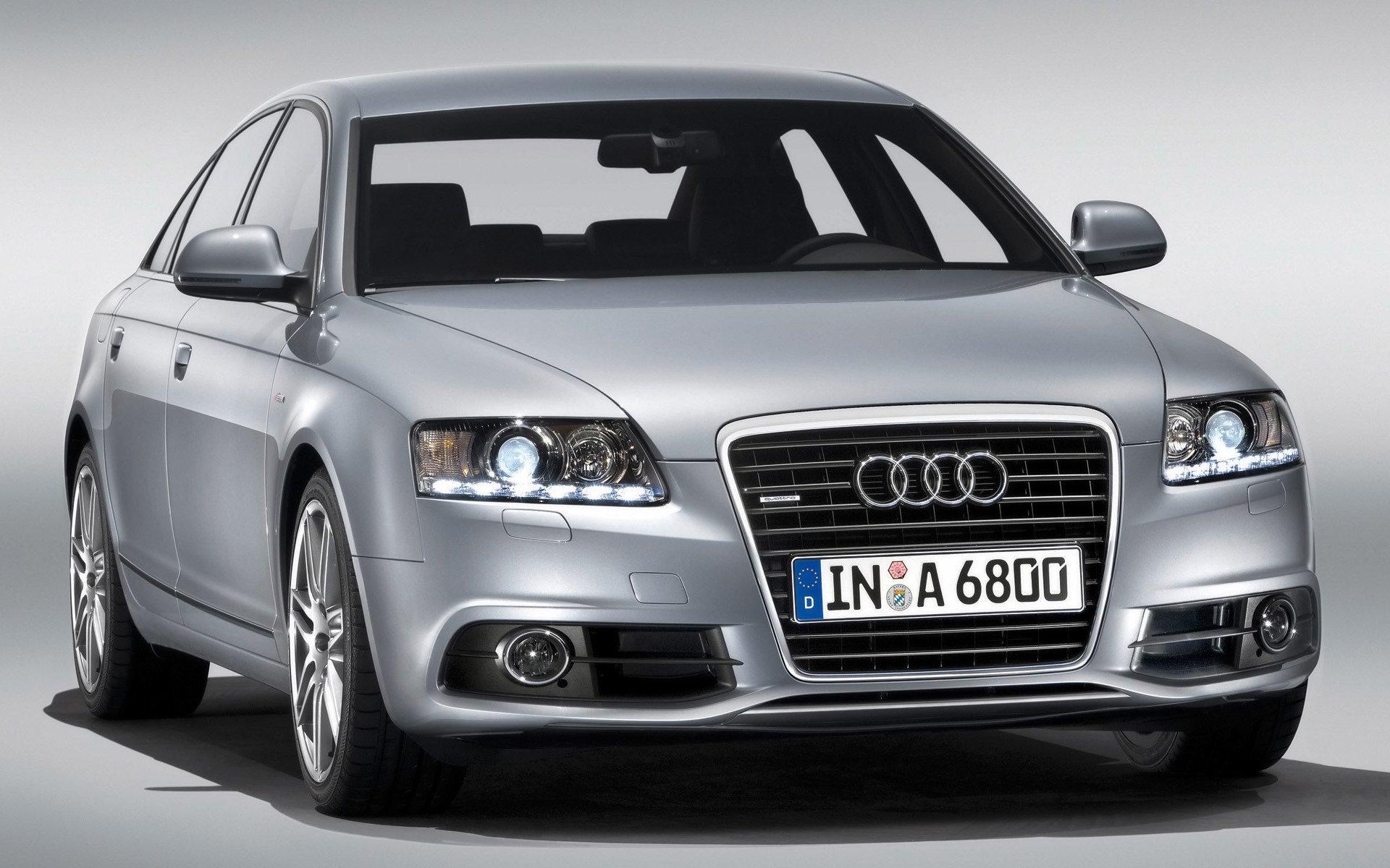 Download Vehicle Audi HD Wallpaper