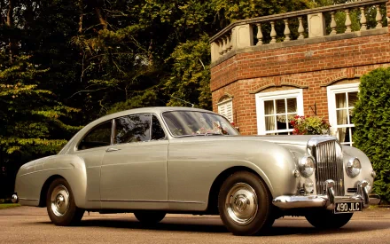 vehicle Bentley HD Desktop Wallpaper | Background Image
